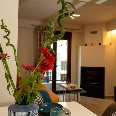 Appartamento Comfy & Stylish Apt In Giannina Esterno foto