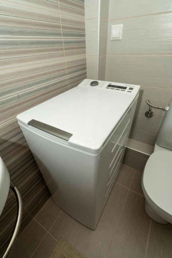 Appartamento Comfy & Stylish Apt In Giannina Esterno foto