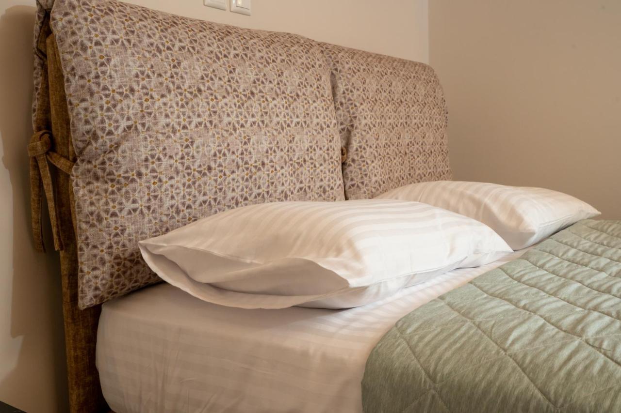 Appartamento Comfy & Stylish Apt In Giannina Esterno foto
